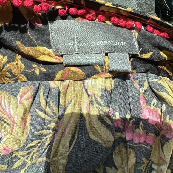 Anthropologie Deep V-Neck Floral Blouse Small - Picture 9 of 16